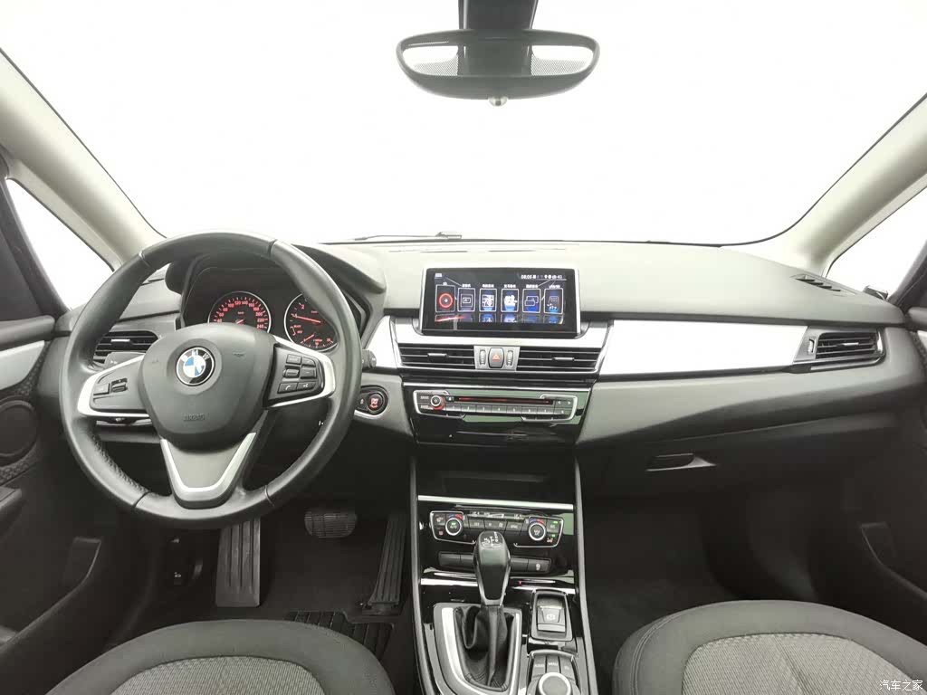 BMW 2 Series, 2017 все фото