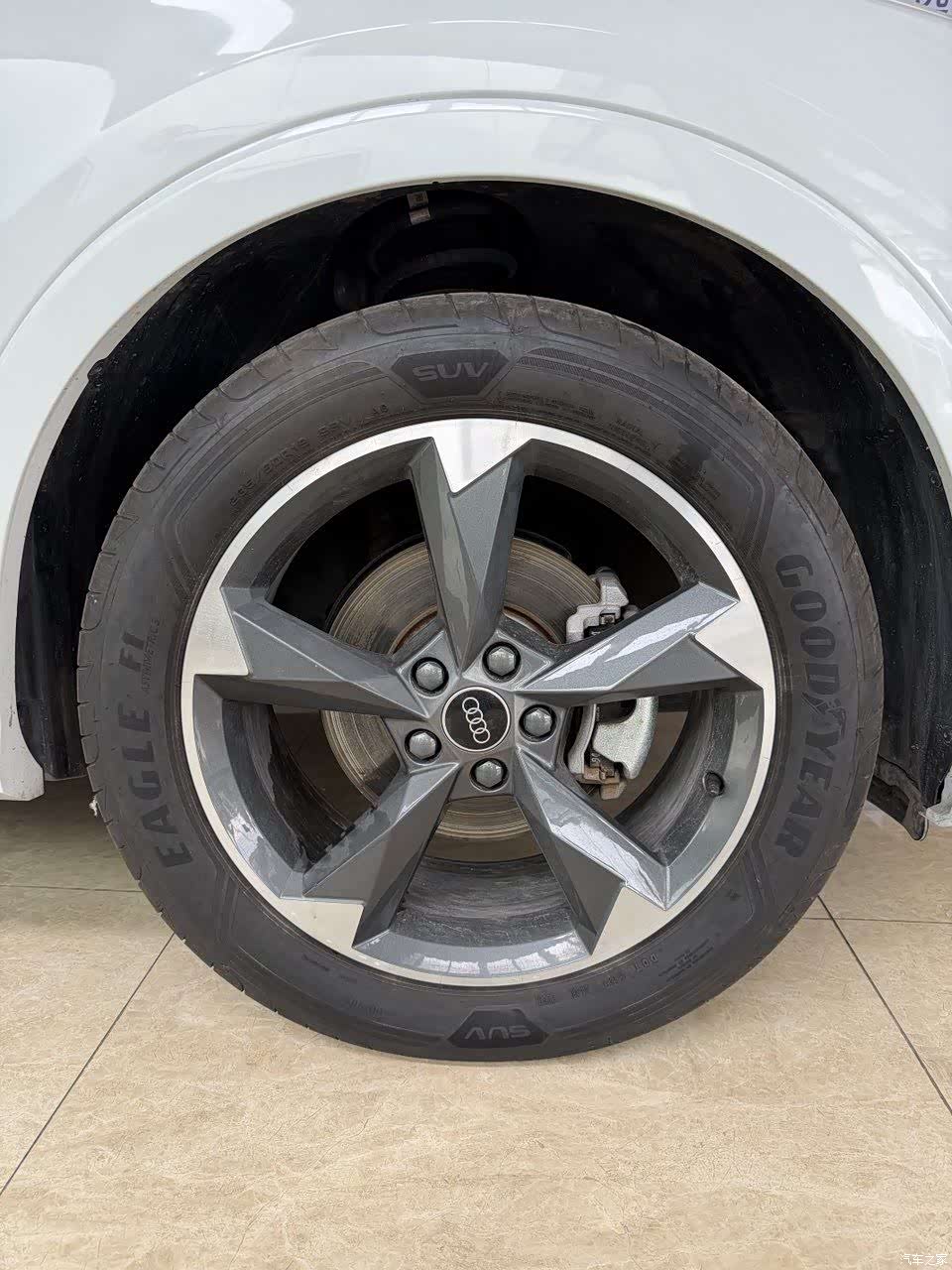 Audi Q3, 2023 9