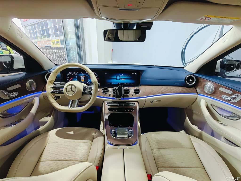 Mercedes-Benz E-Class, 2022 все фото