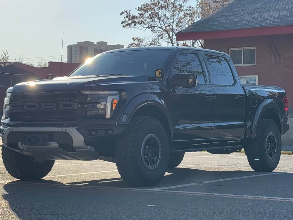 Ford F-150 Raptor