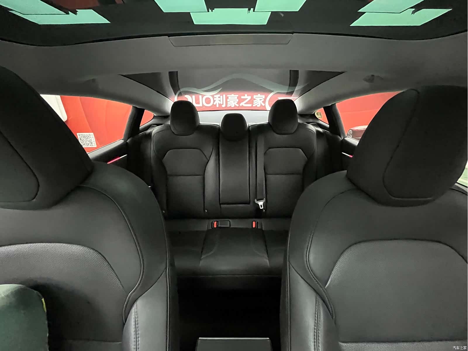 Tesla Model 3, 2024 19