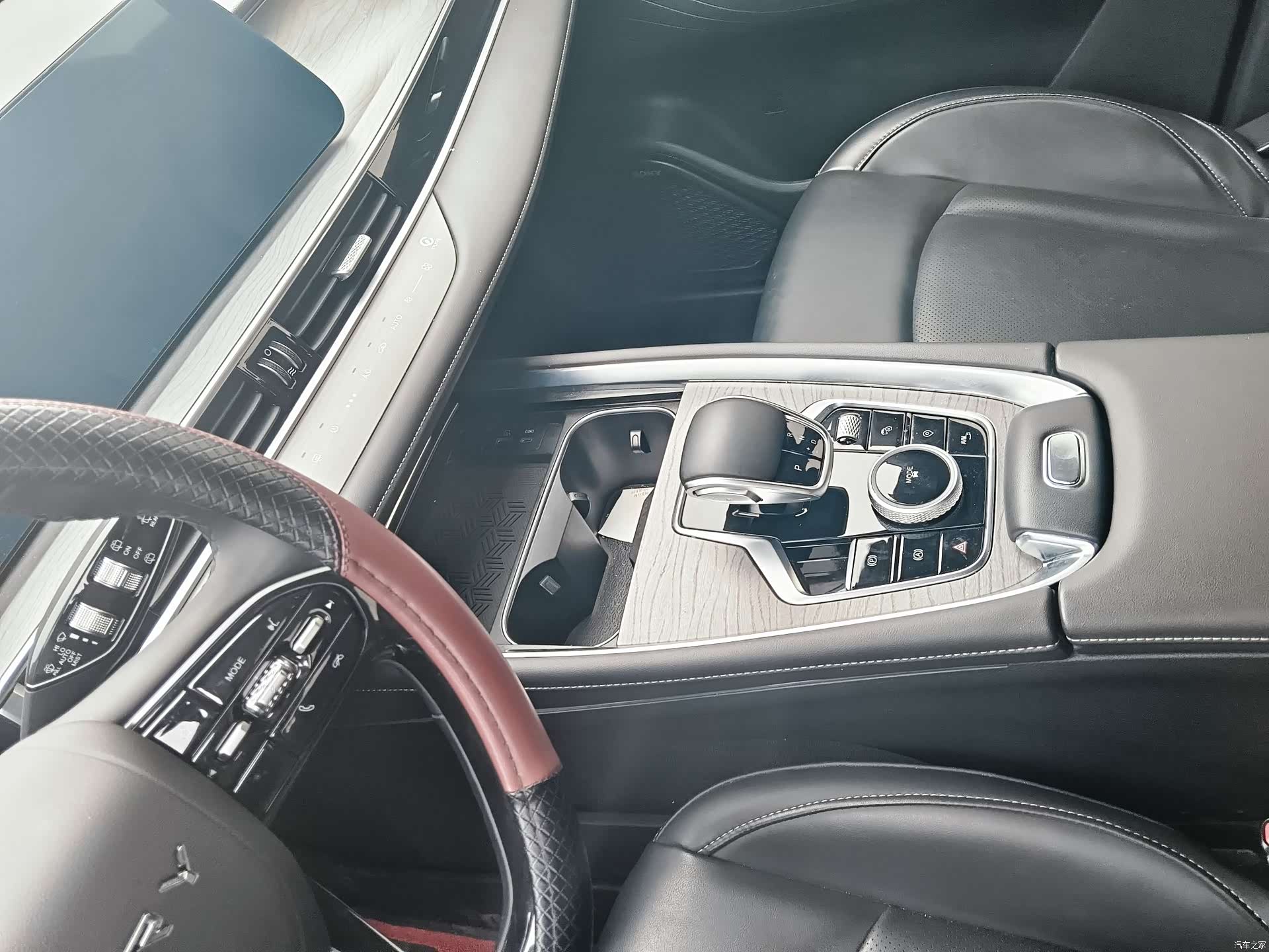 Chery Tiggo 8, 2023 все фото