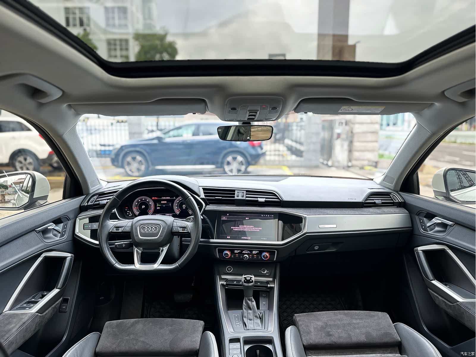 Audi Q3, 2022 14