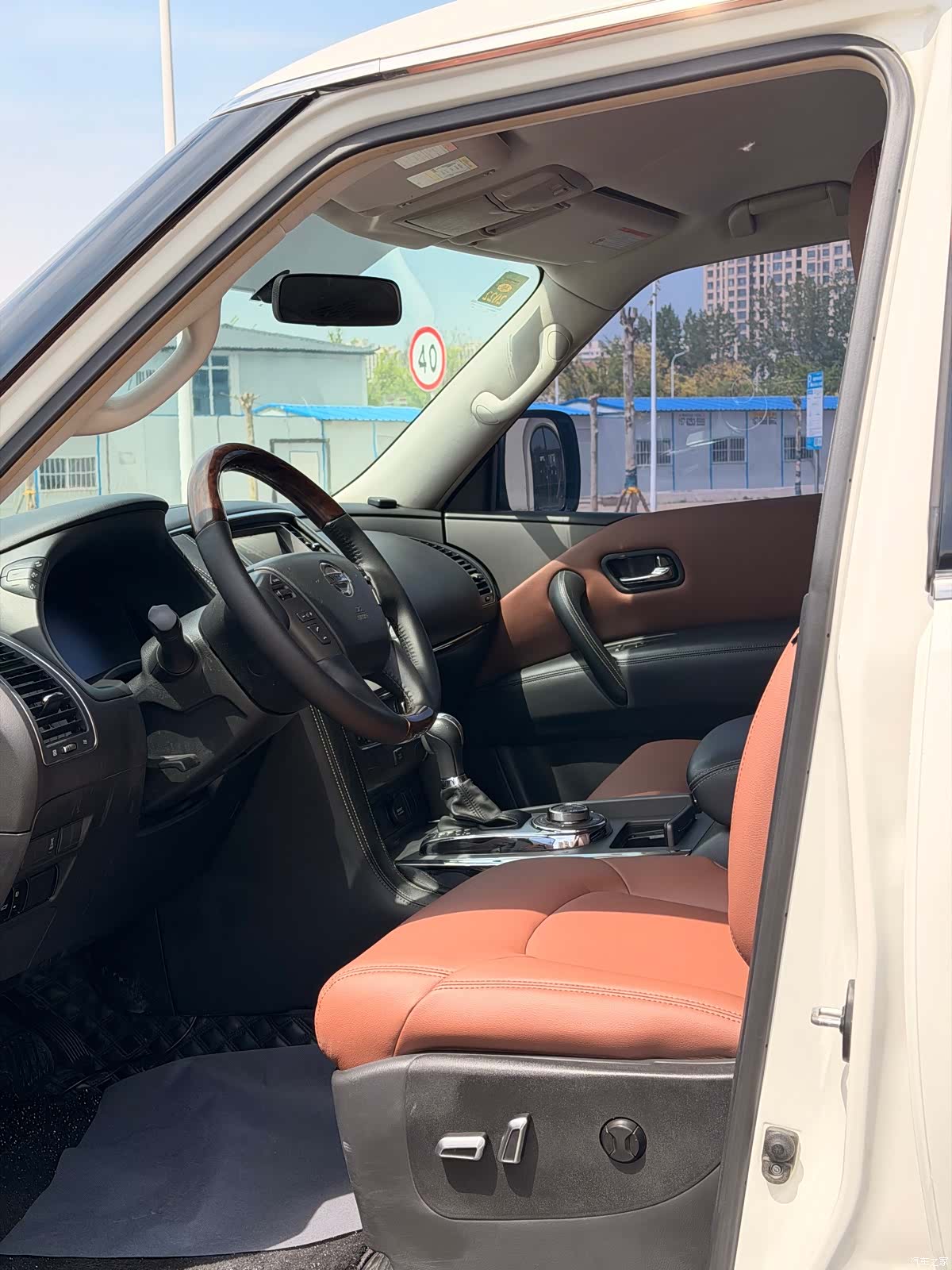 Nissan Patrol, 2020 7