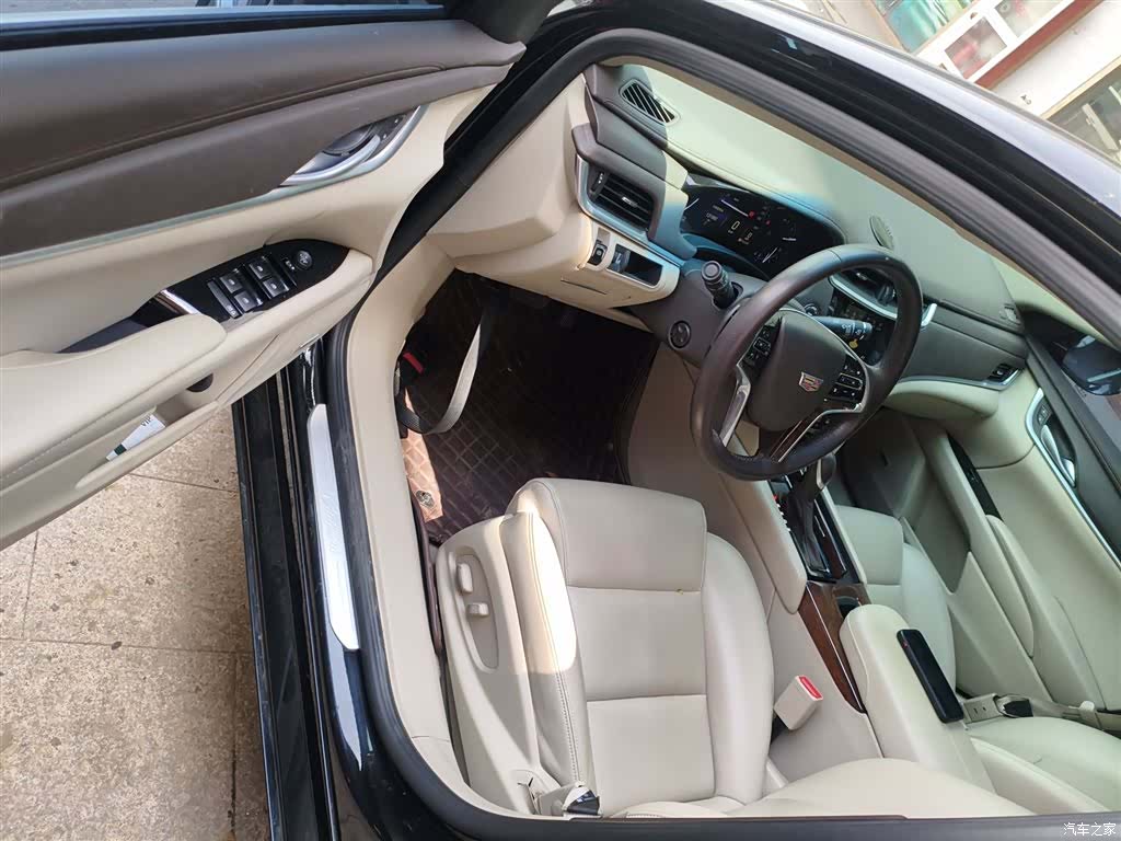 Cadillac XTS, 2017 16
