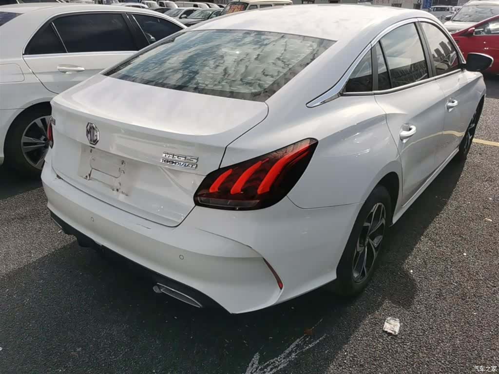 MG MG5, 2021 7