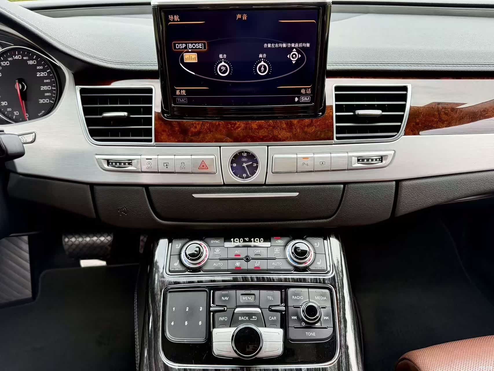 Audi A8L, 2013 15