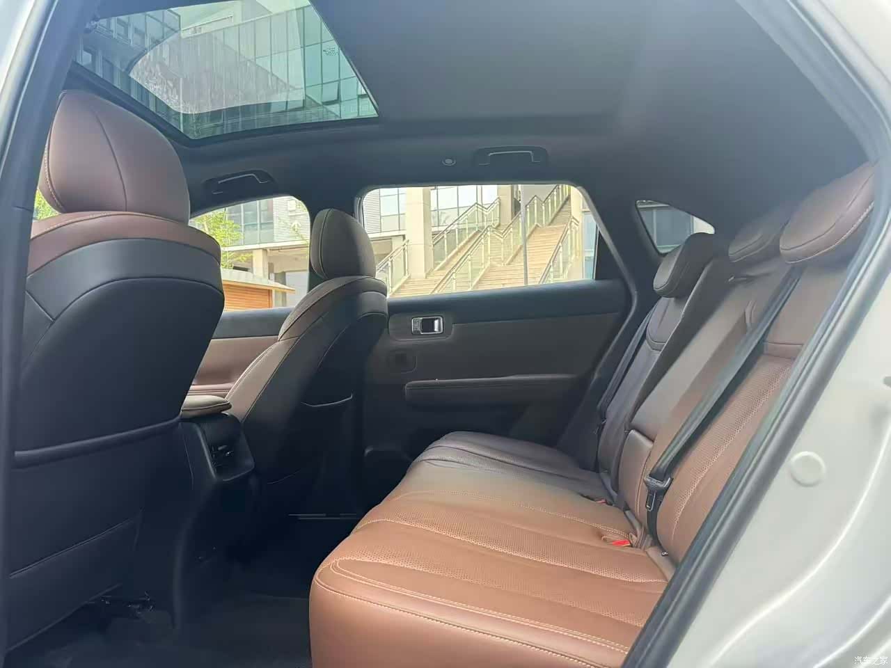 Wuling Starlight, 2025 9