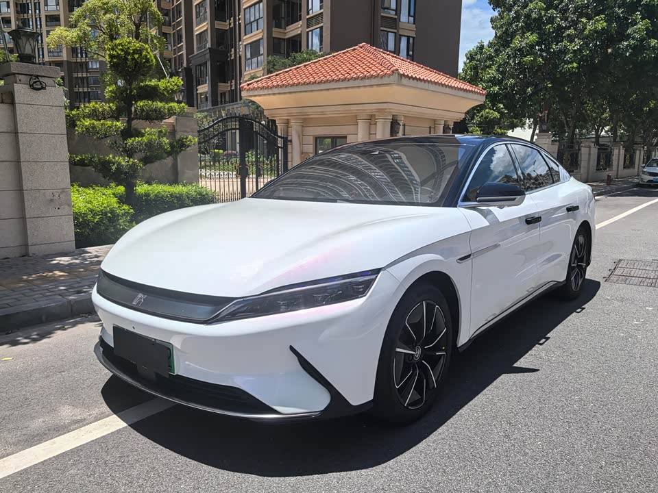 BYD Han