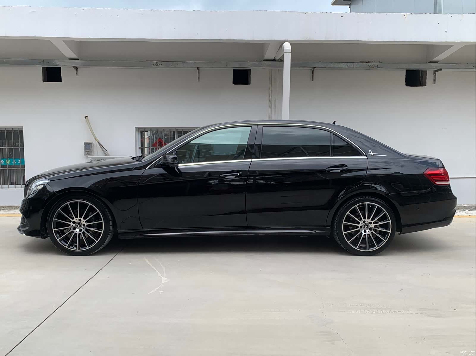 Mercedes-Benz E-Class, 2014 4