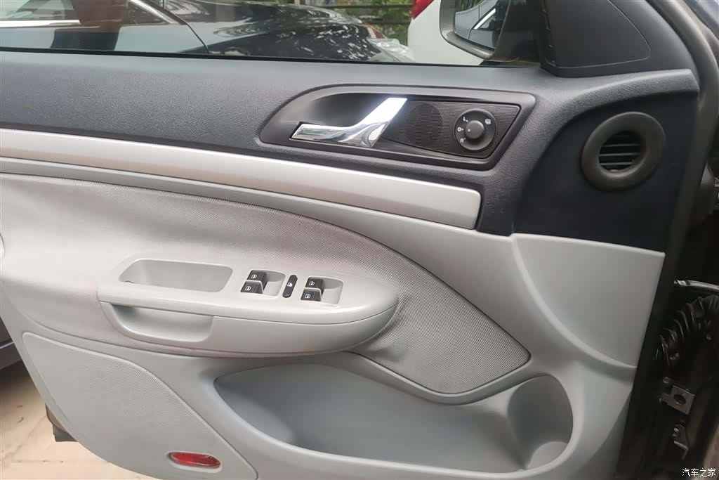 Skoda Octavia, 2013 7