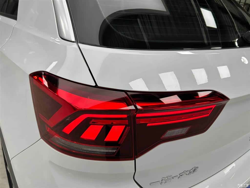Volkswagen T-ROC, 2022 20