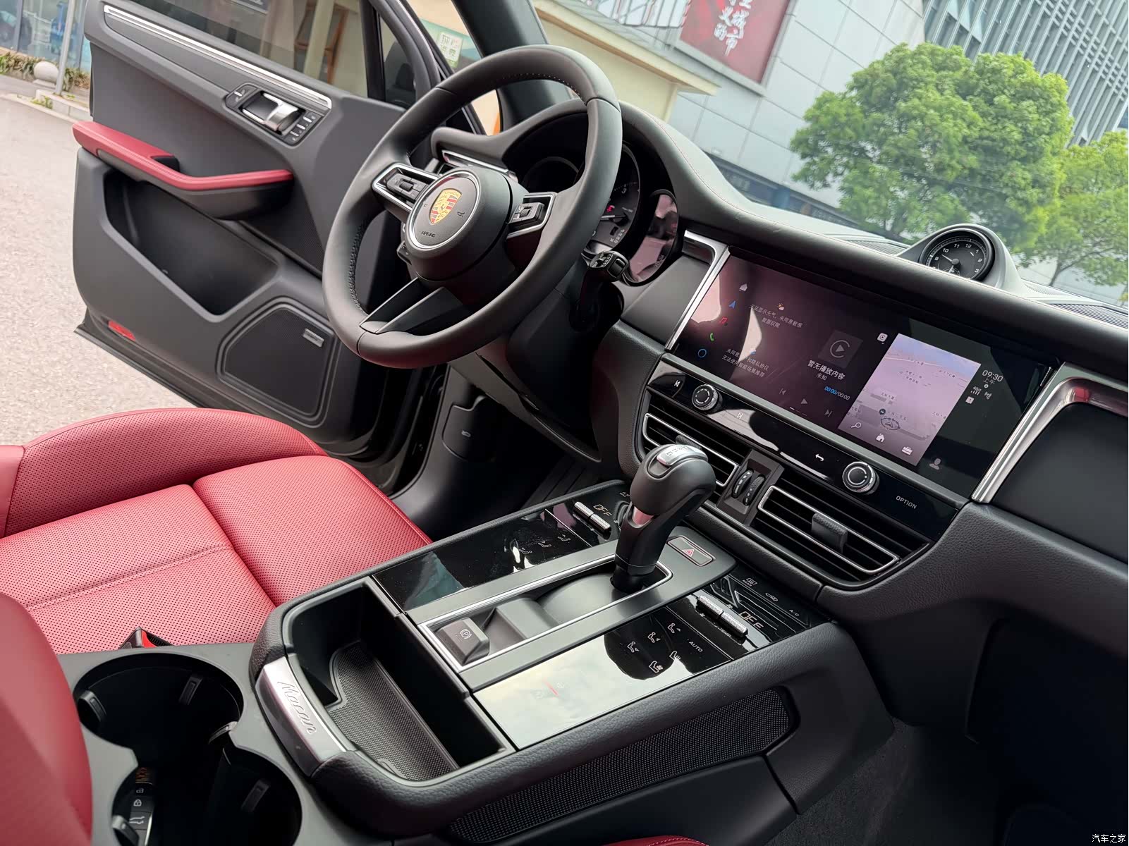 Porsche Macan, 2026 16