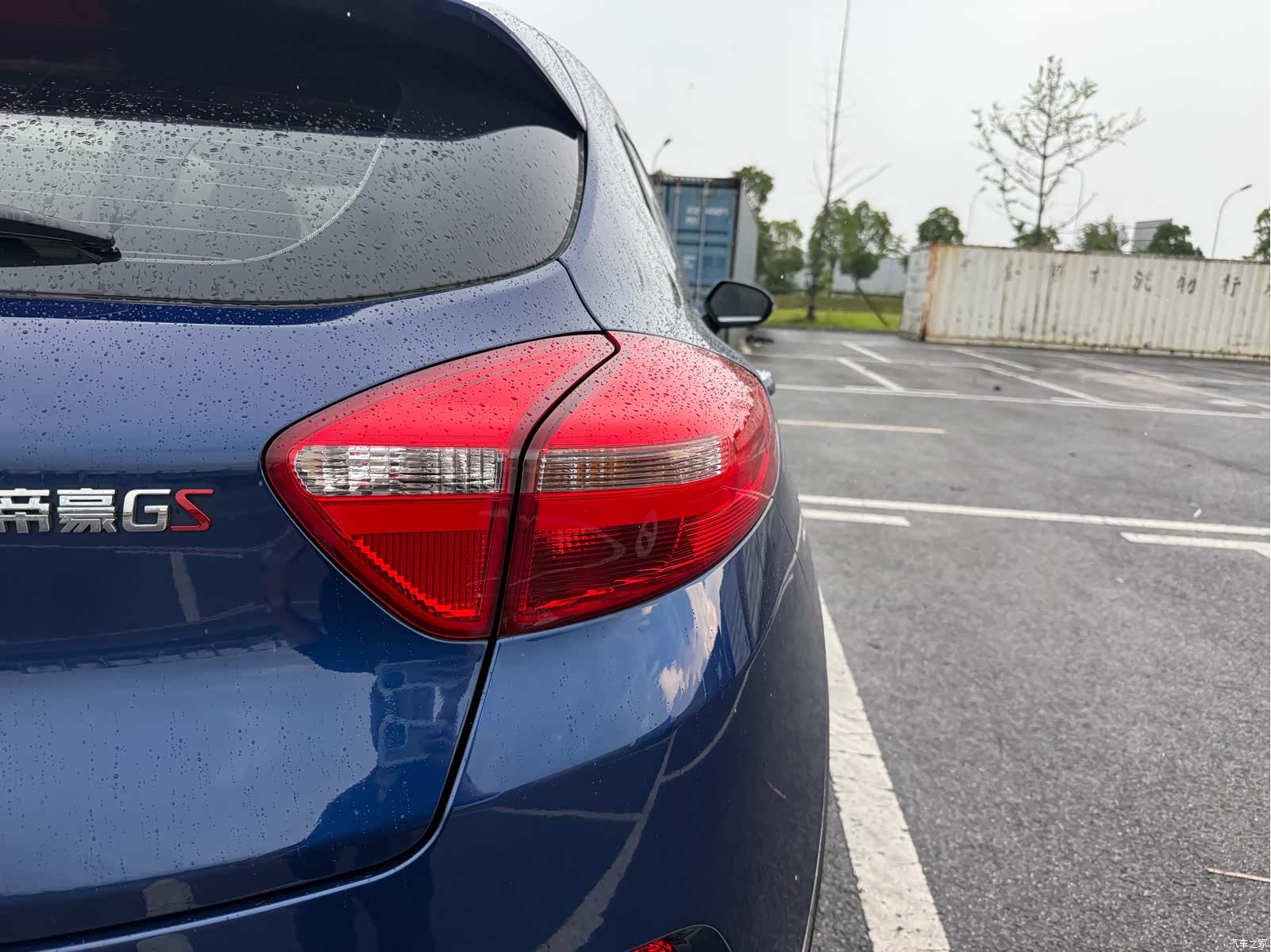 Geely Emgrand, 2018 15
