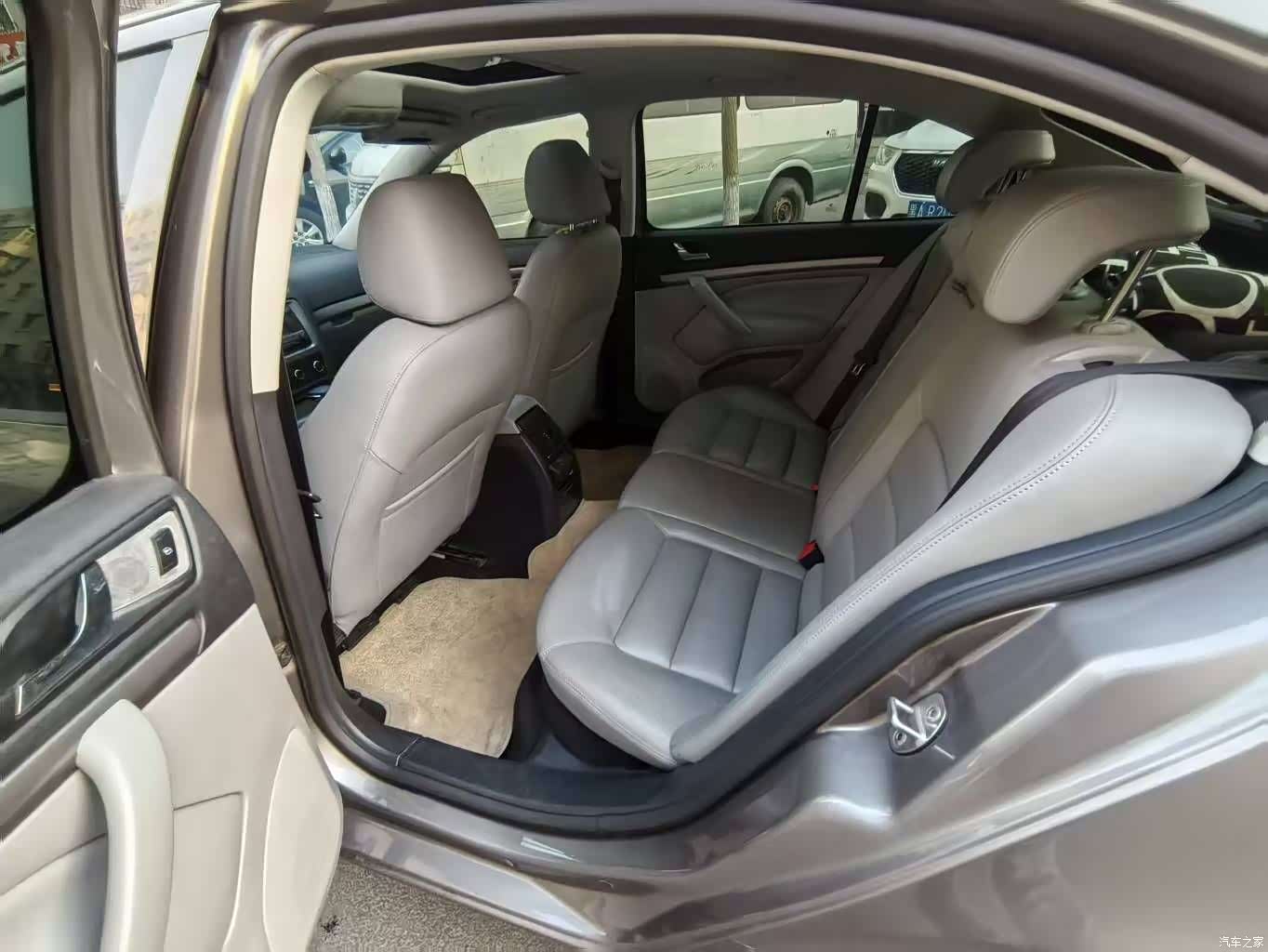 Skoda Octavia, 2011 8