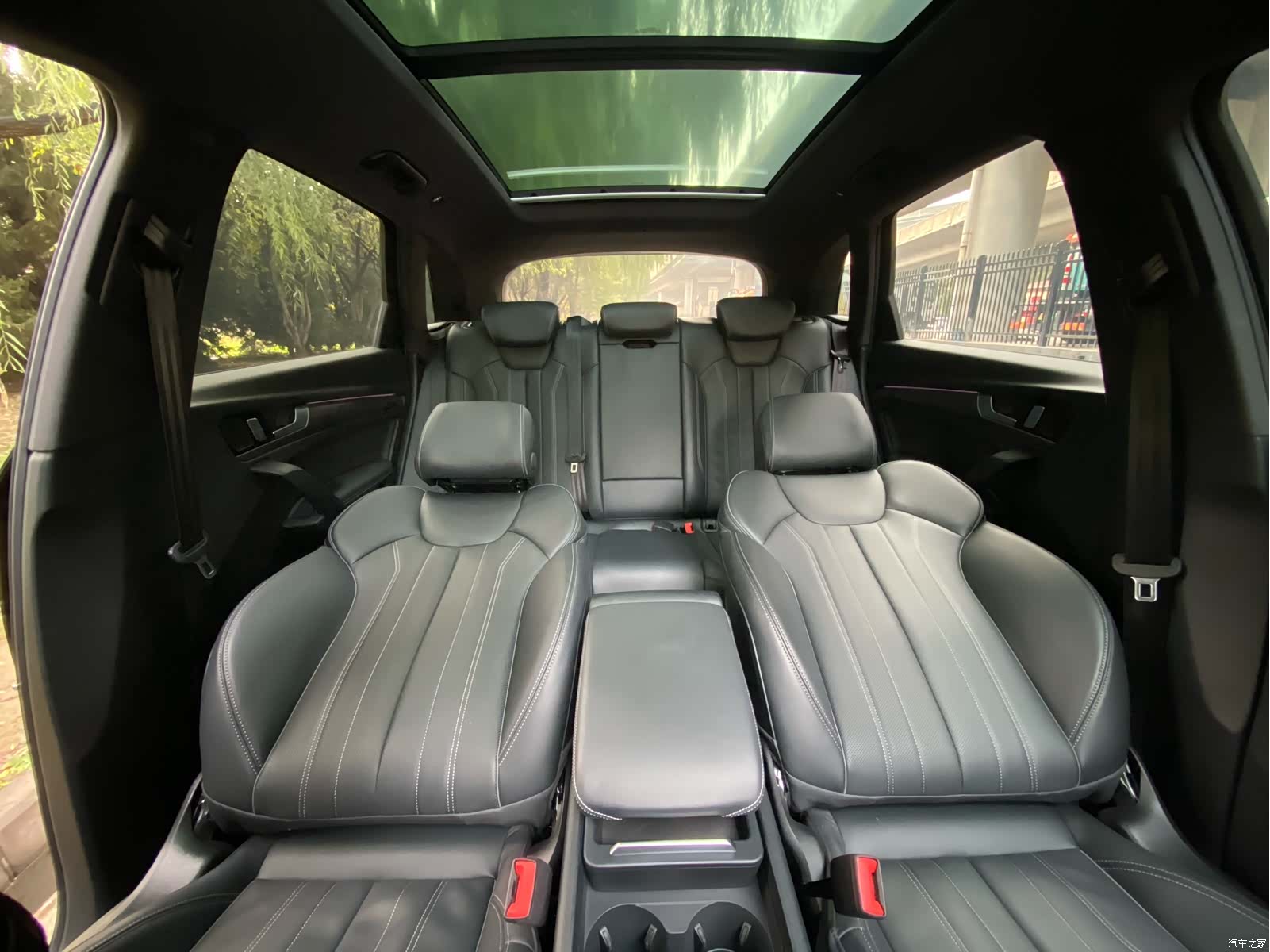 Audi Q5L, 2024 22