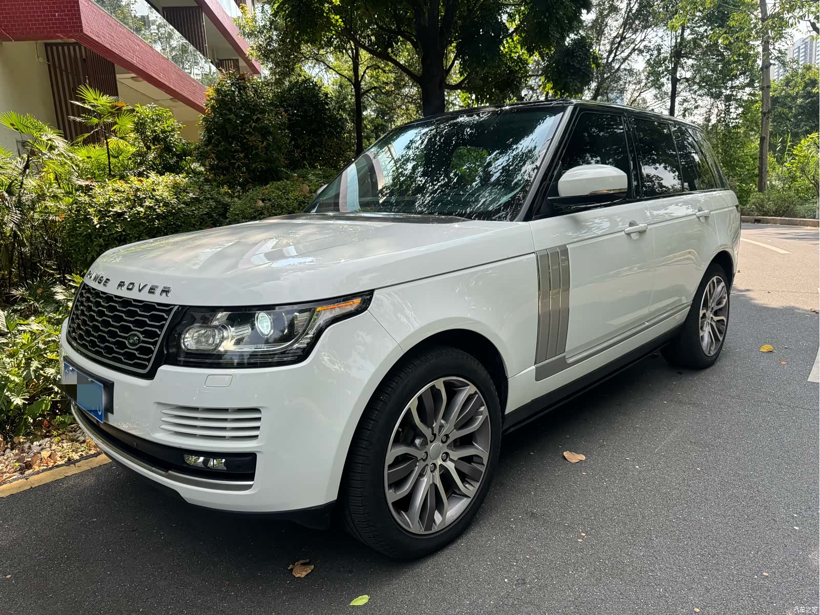 Land Rover Range Rover, 2016 1