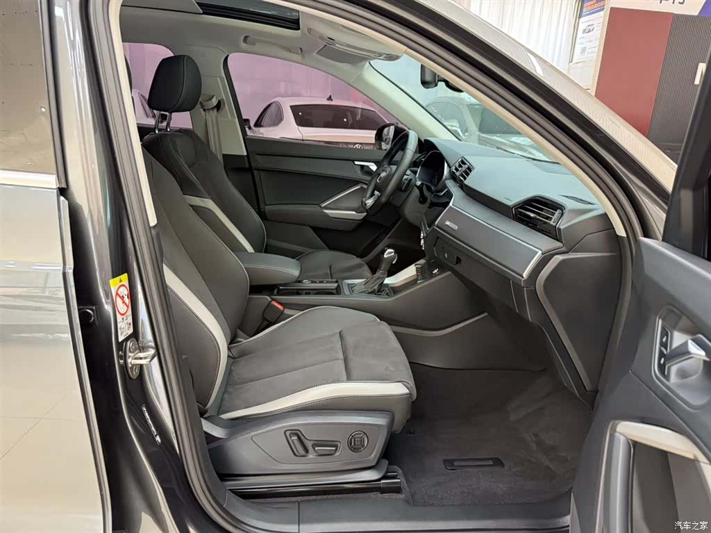 Audi Q3, 2023 21