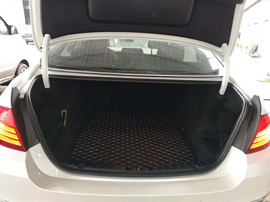 BMW 5 Series, 2016 18