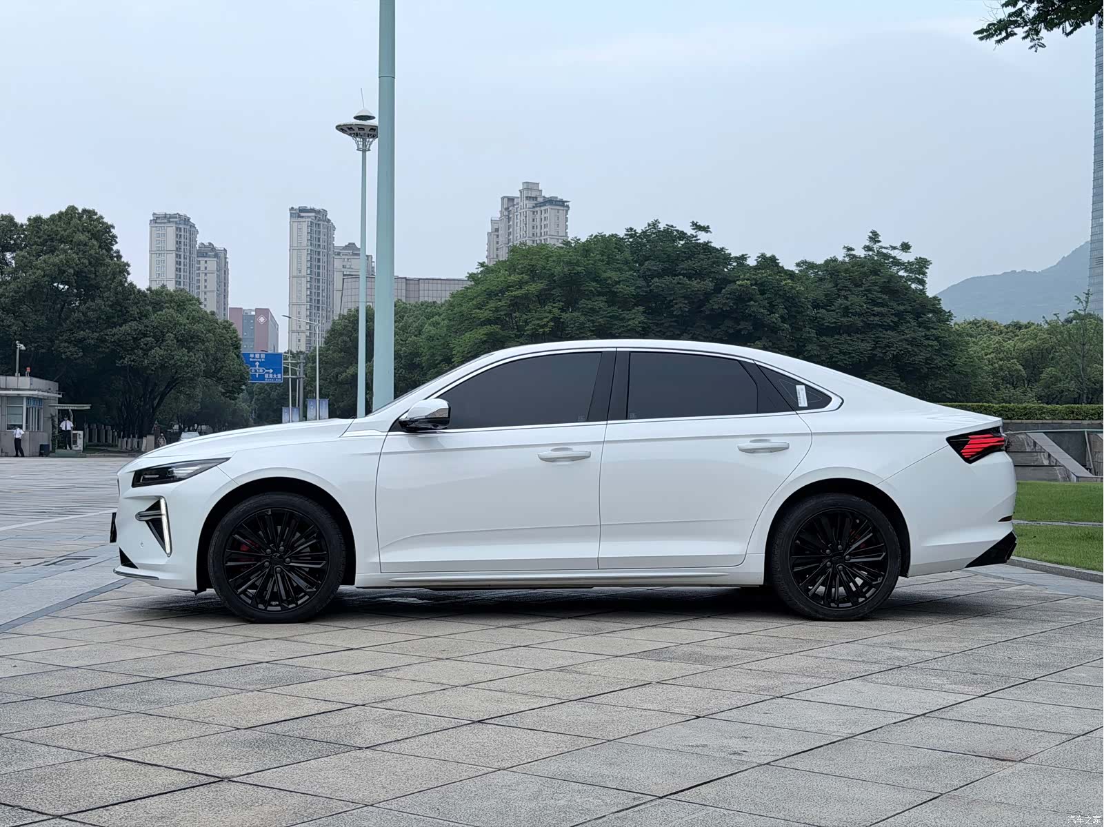 Geely Preface, 2025 4
