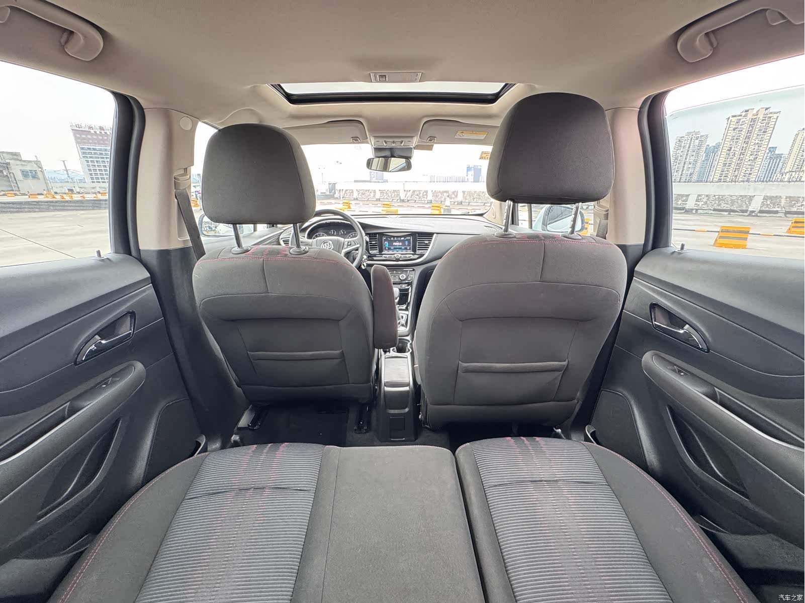 Buick Encore, 2018 9