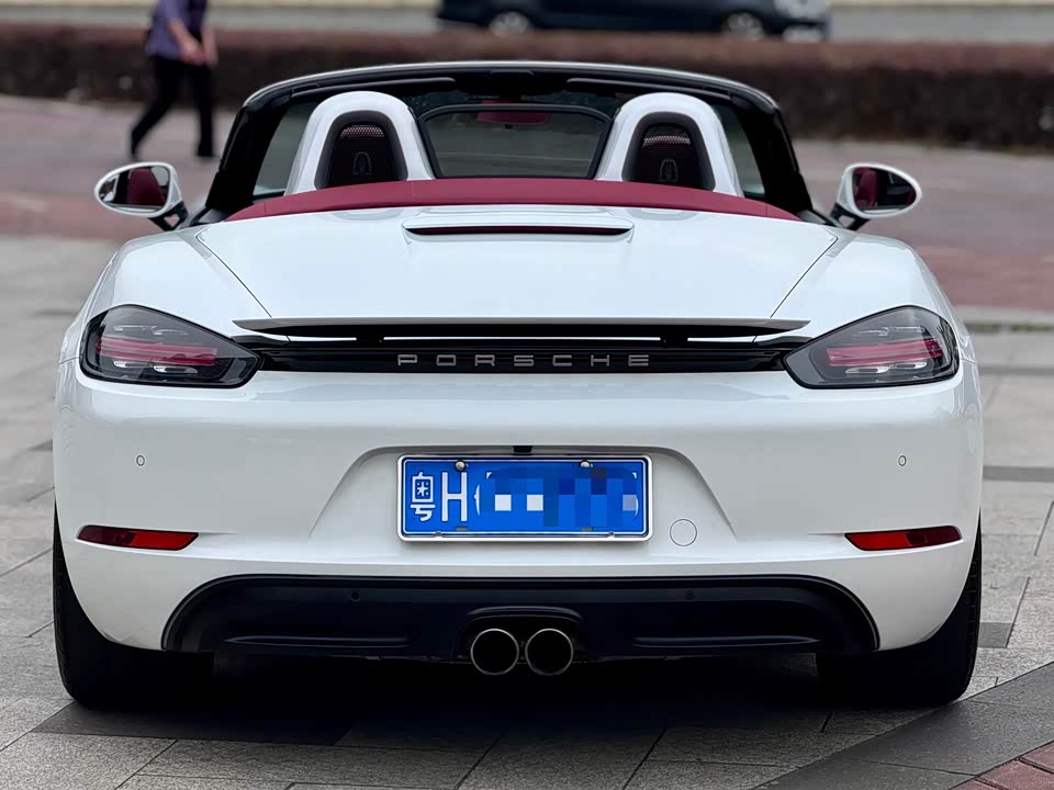 Porsche 718