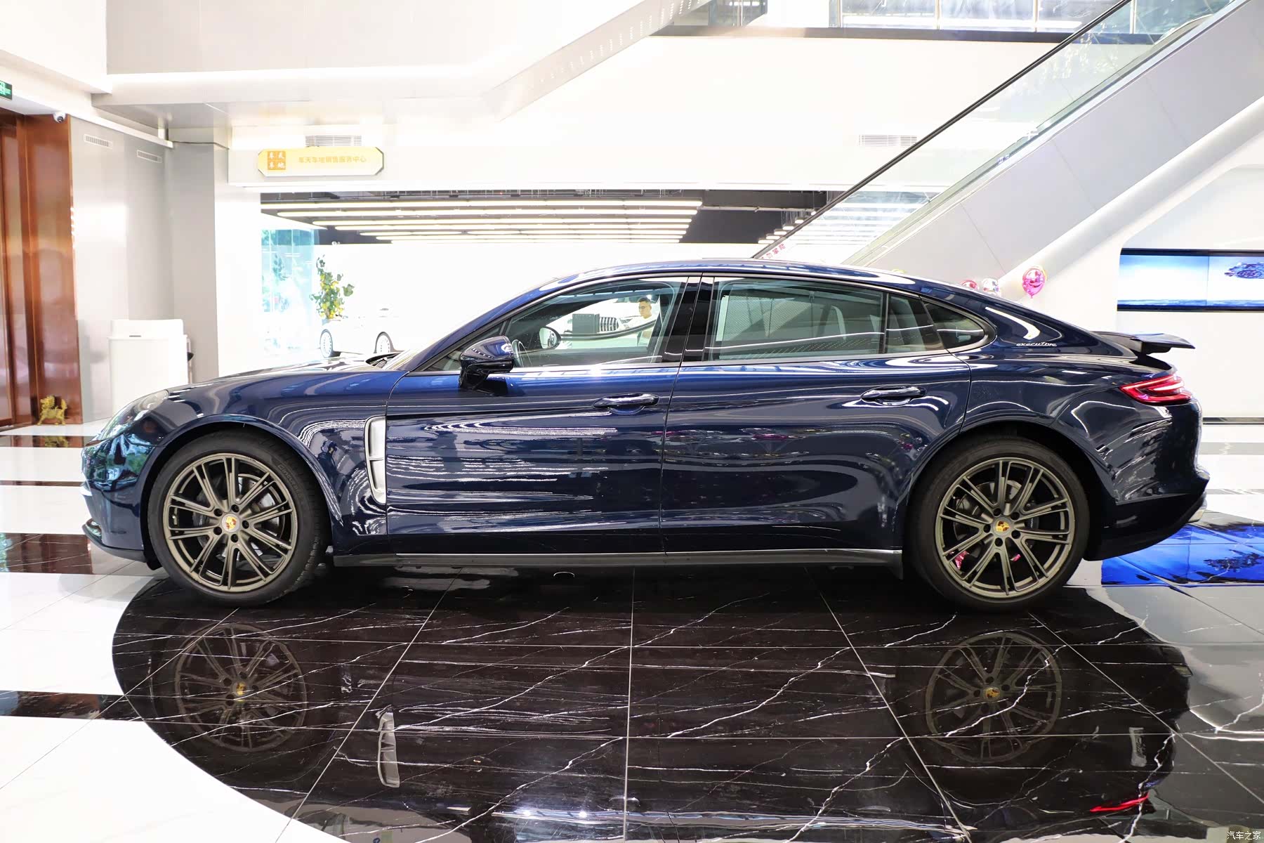 Porsche Panamera, 2018 8