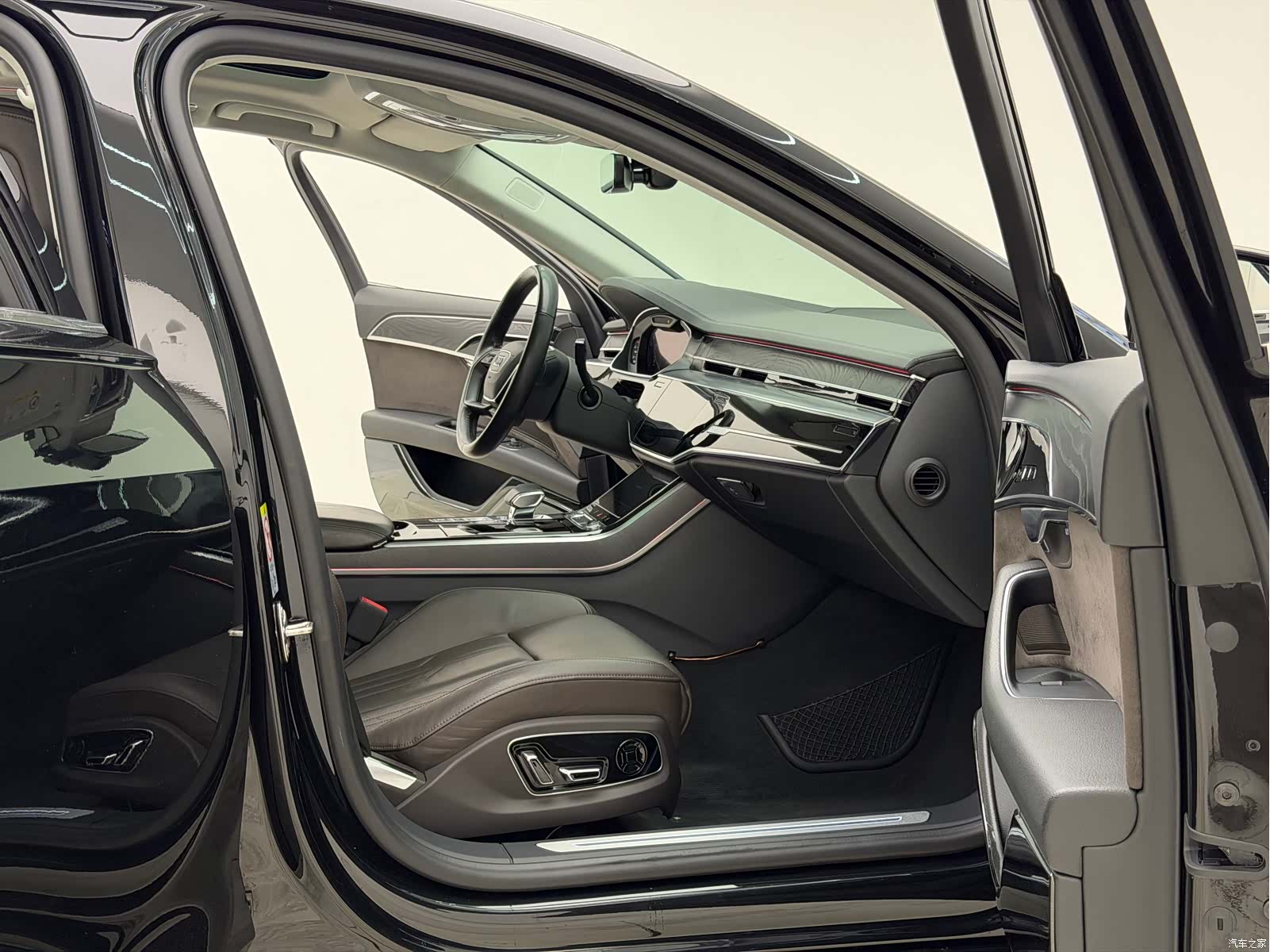 Audi A8L, 2019 19