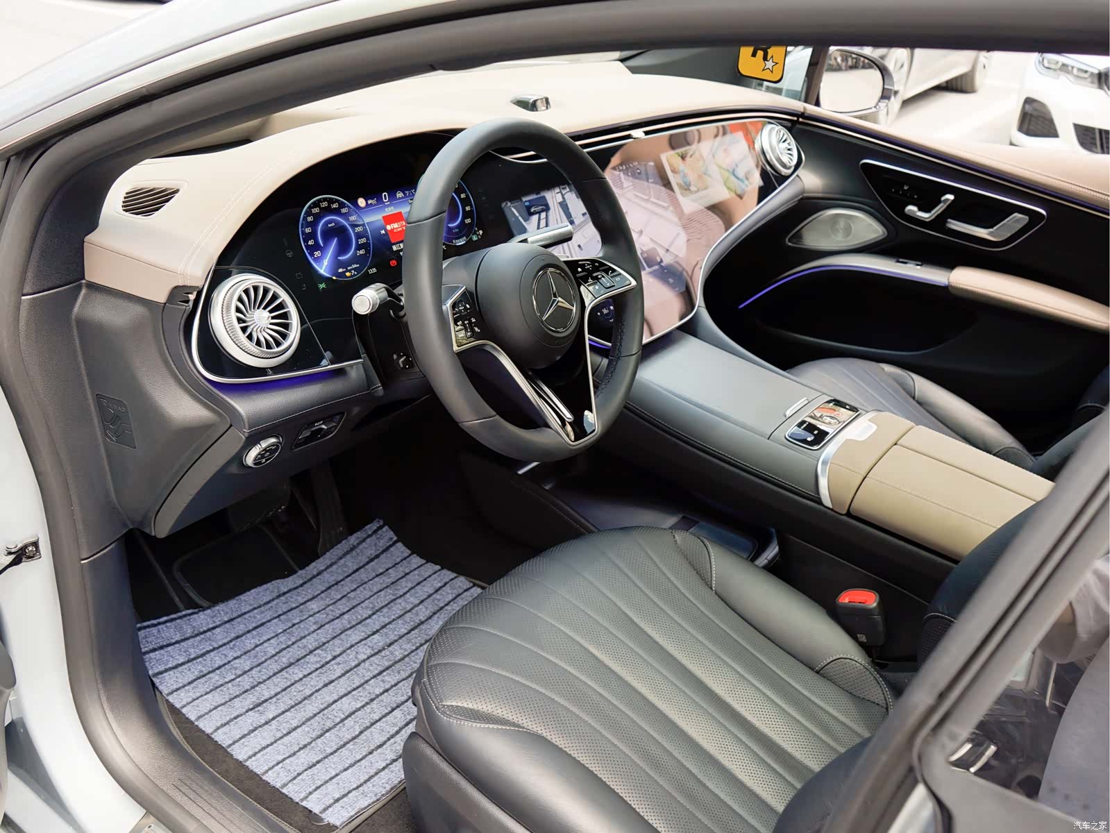 Mercedes-Benz EQS, 2023 9