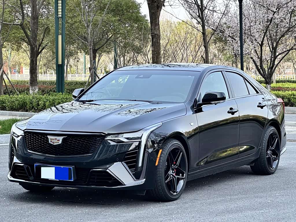 Cadillac CT4