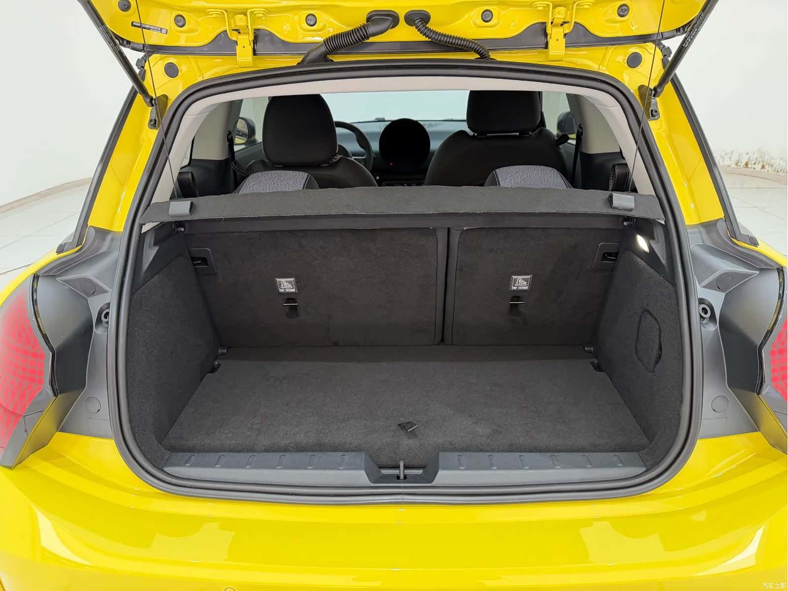 Mini Cooper, 2024 13