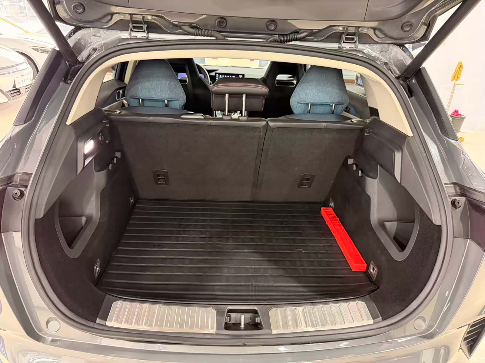 Lynk & Co 02, 2021 18