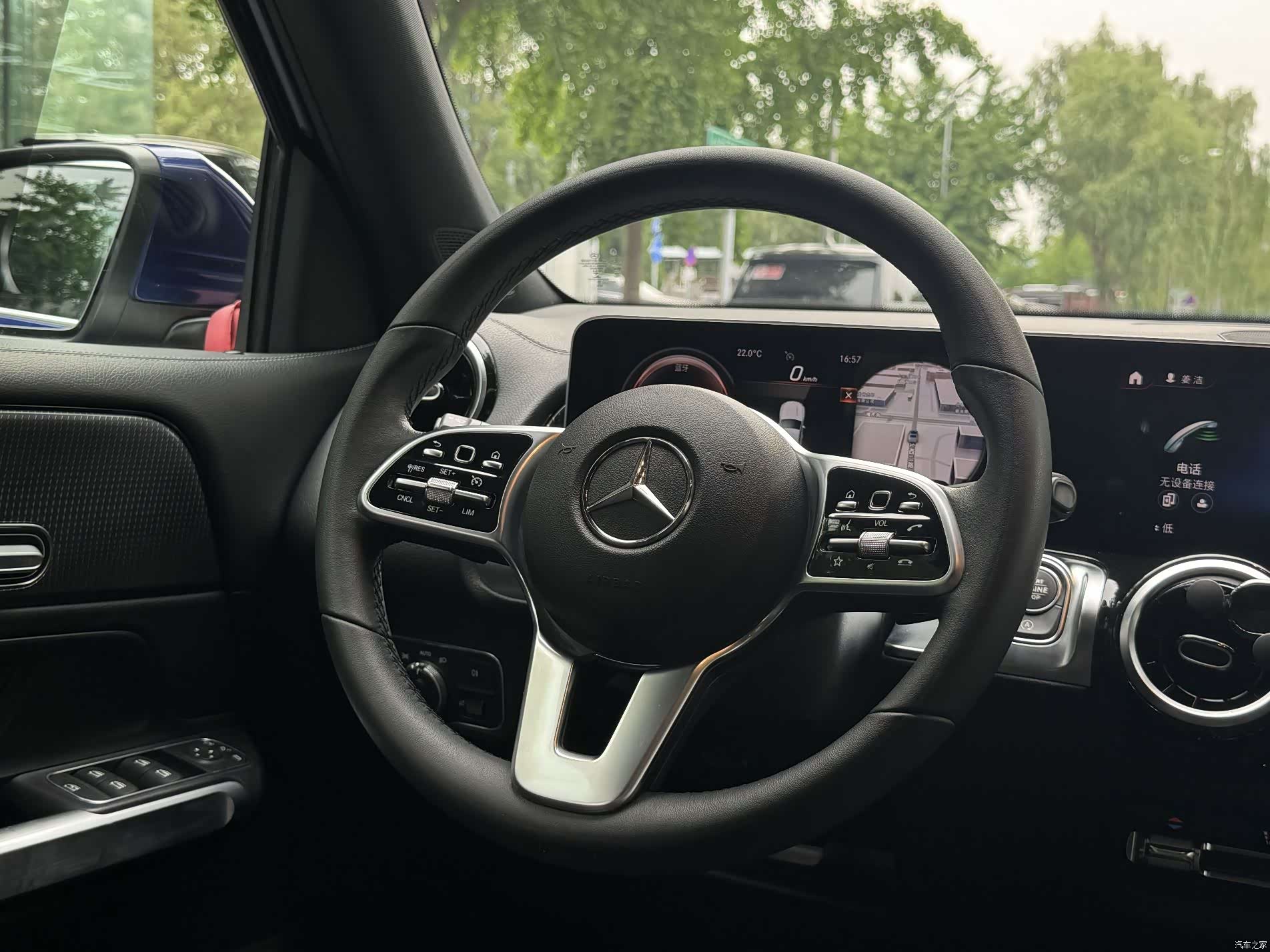 Mercedes-Benz GLB, 2021 4