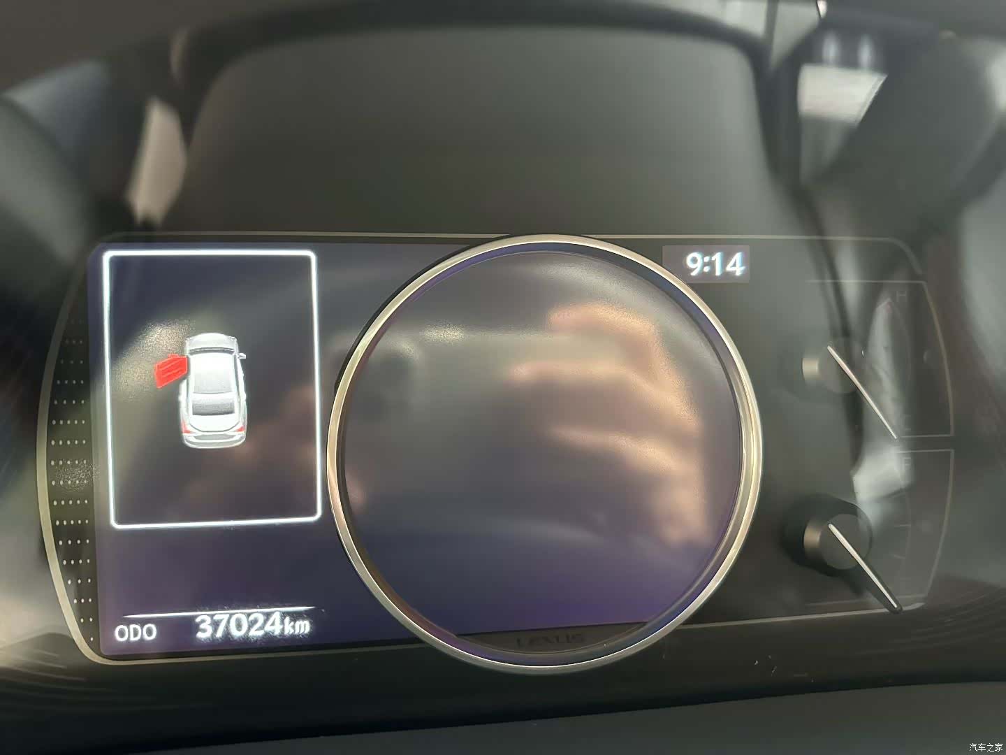Lexus ES, 2023 7