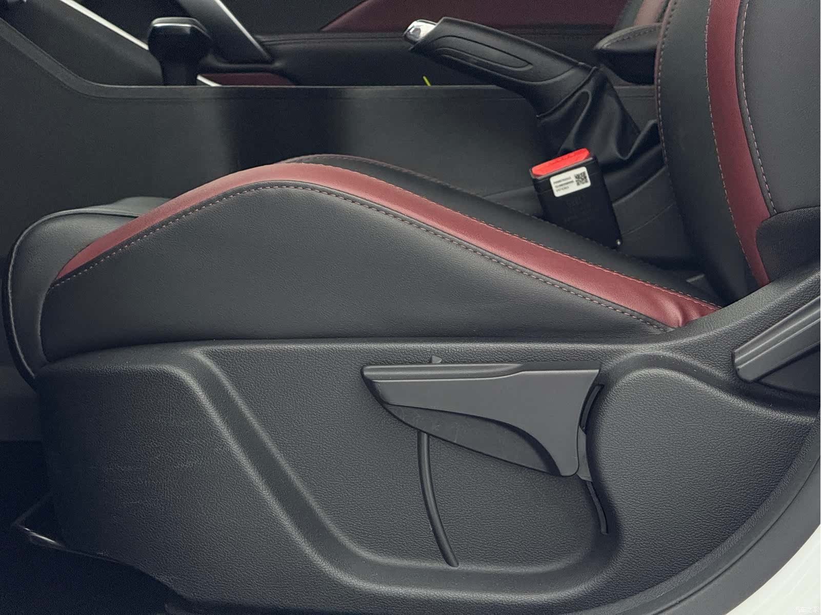 Geely Coolray, 2021 22