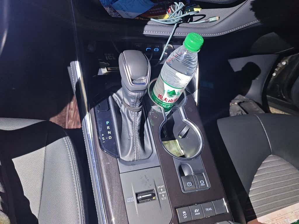 Toyota Crown, 2022 7