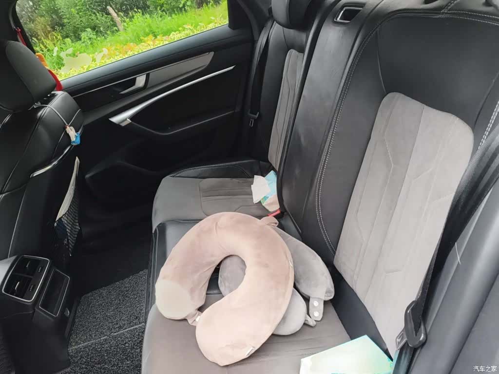Audi A6L, 2022 15