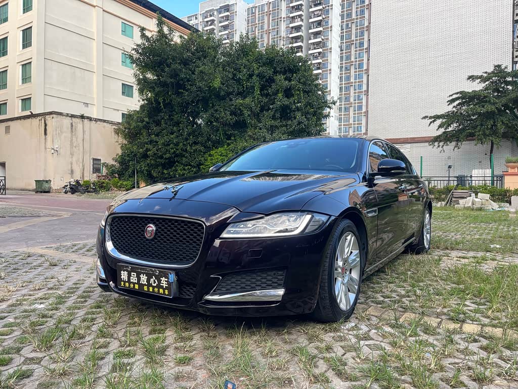 Jaguar XFL