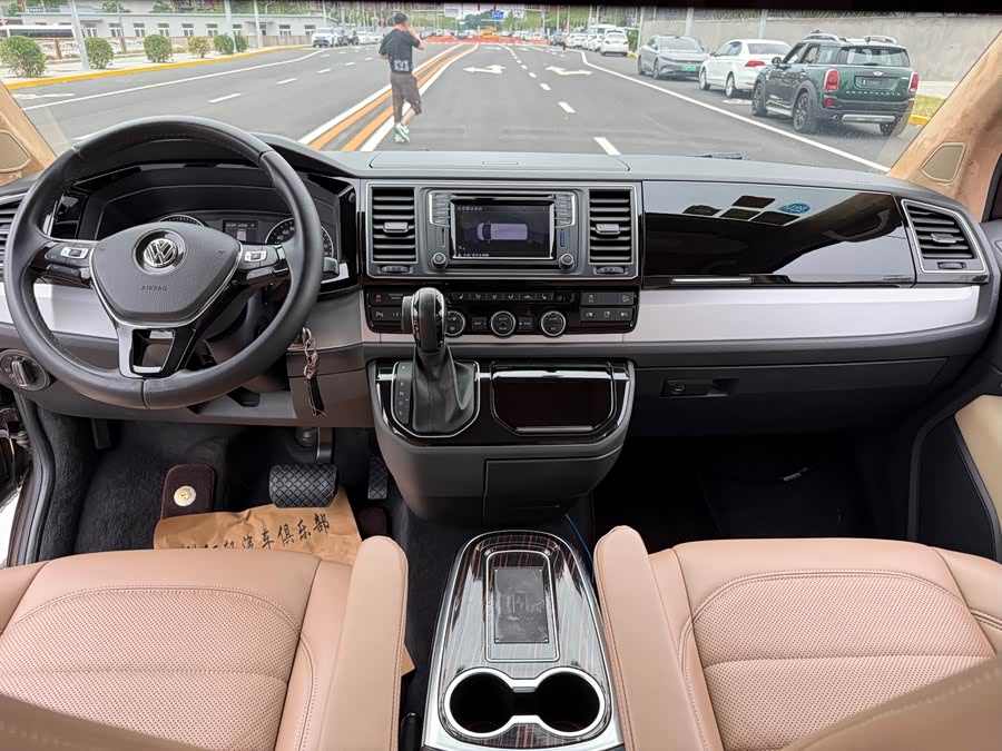 Volkswagen Multivan 2016, фото 12