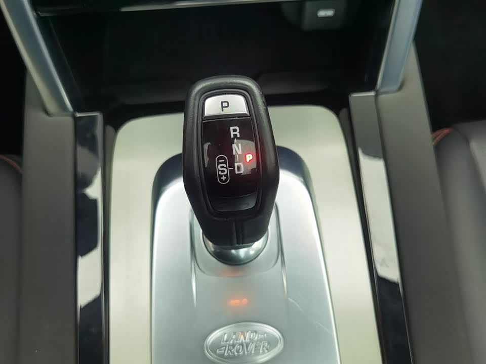 Land Rover Discover sports