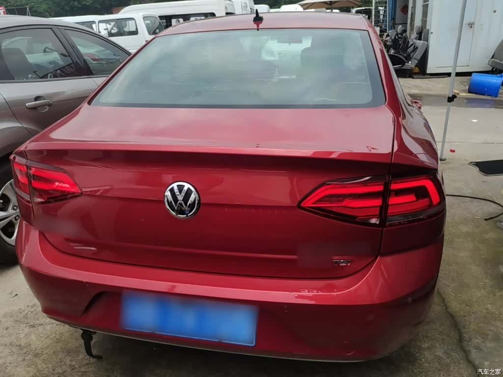 Volkswagen Lamando, 2016 6