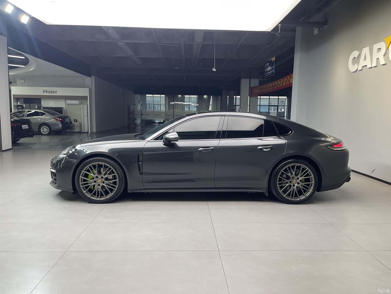 Porsche Panamera, 2023 8