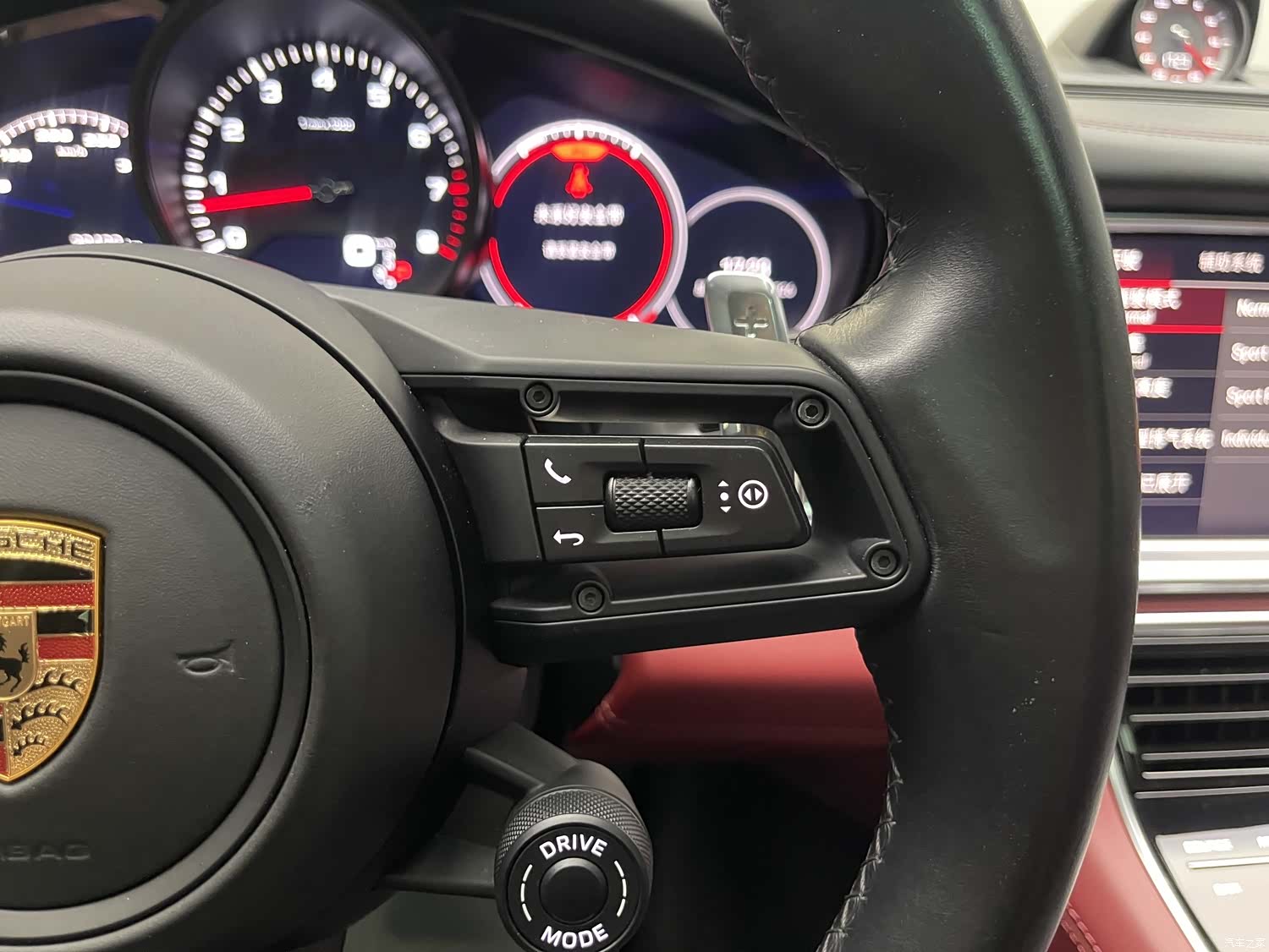 Porsche Panamera, 2023 34