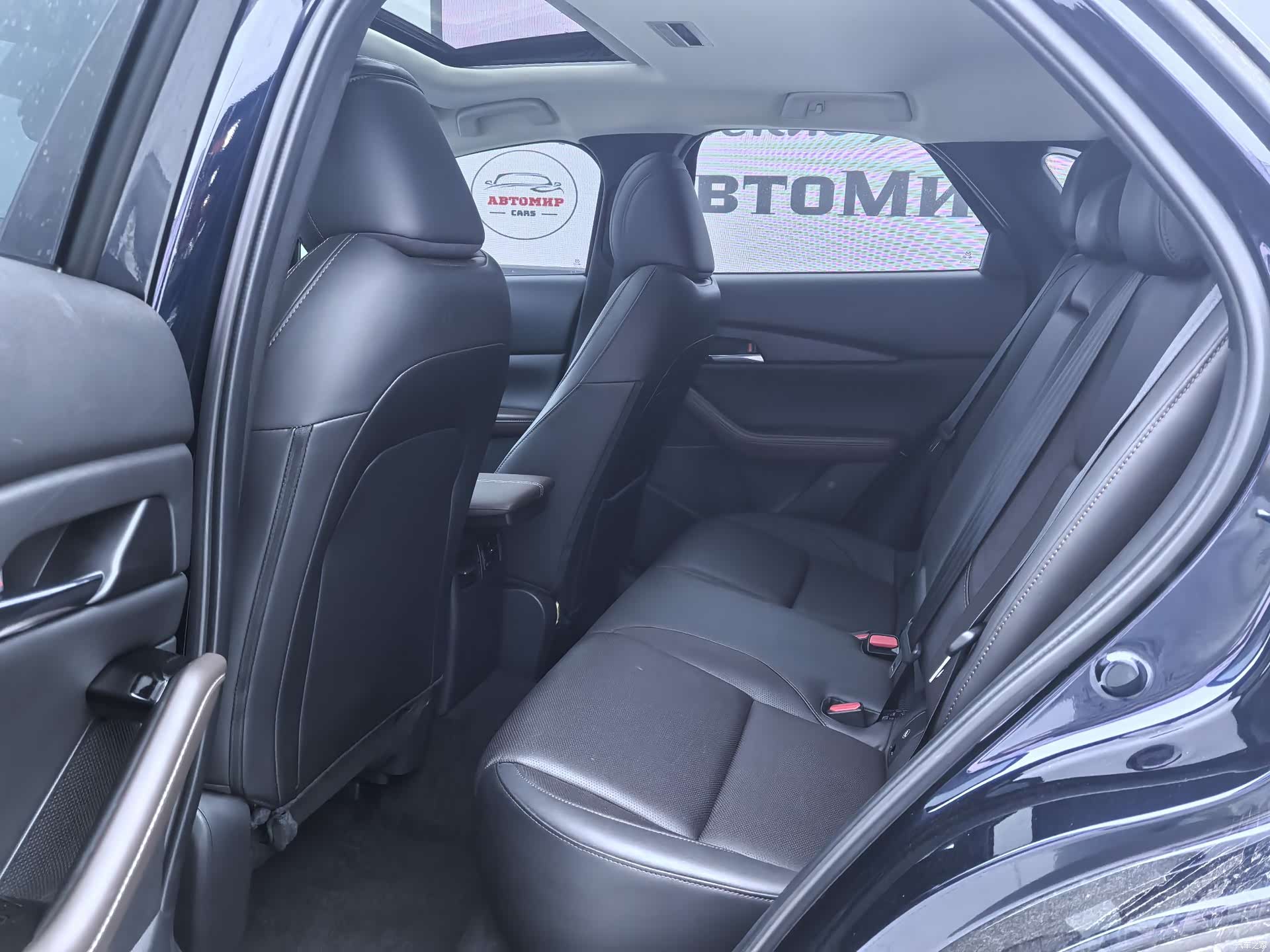 Mazda CX-30, 2022 все фото
