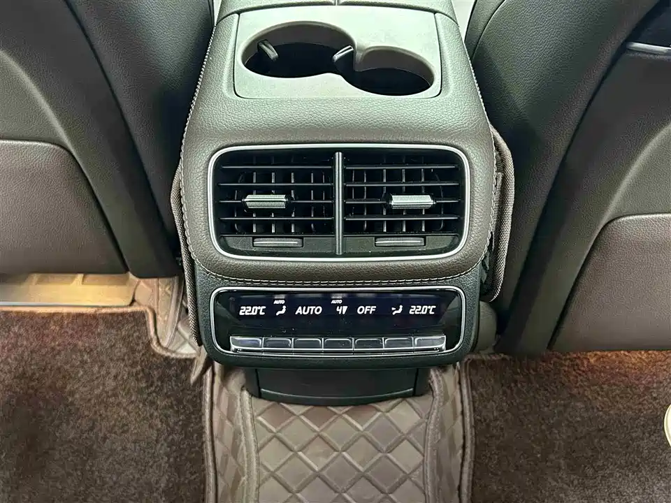 Mercedes-Benz GLS Mercedes-Benz GLS