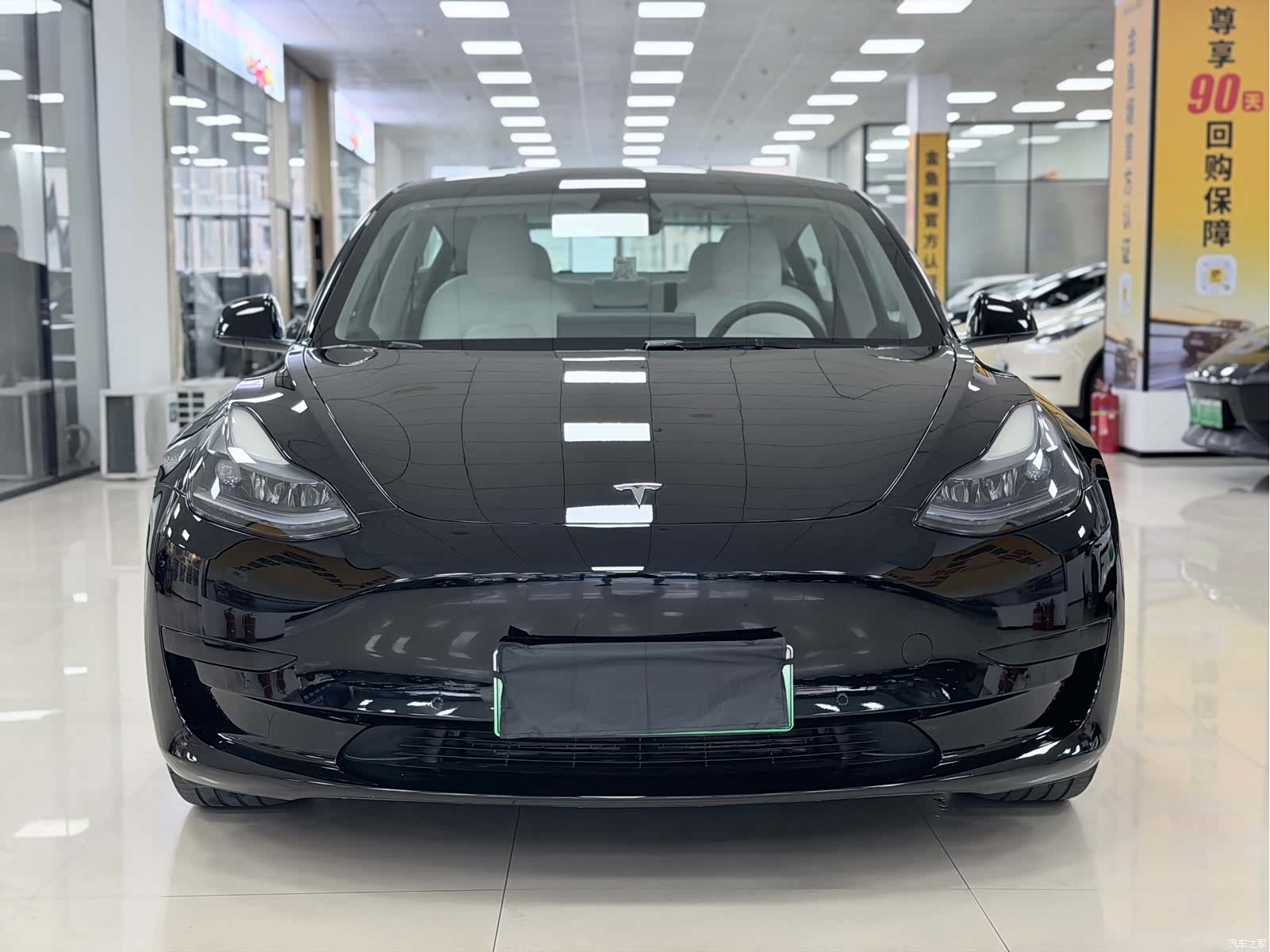 Tesla Model 3, 2023 2
