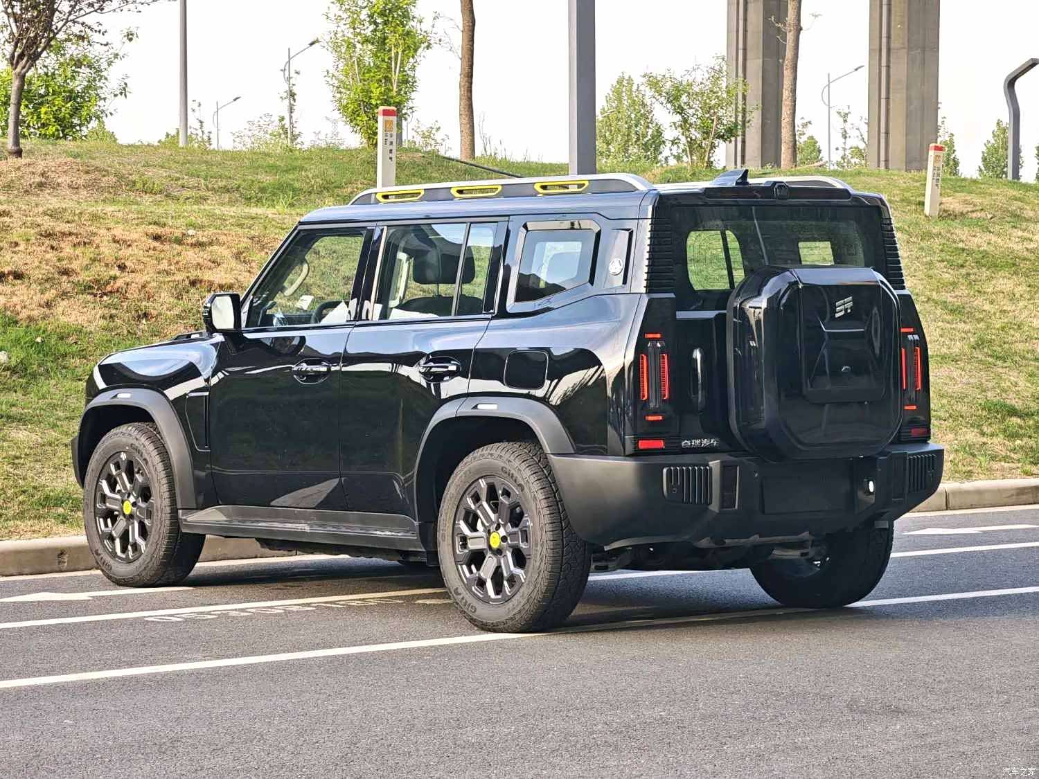 Jetour Traveller, 2026 9