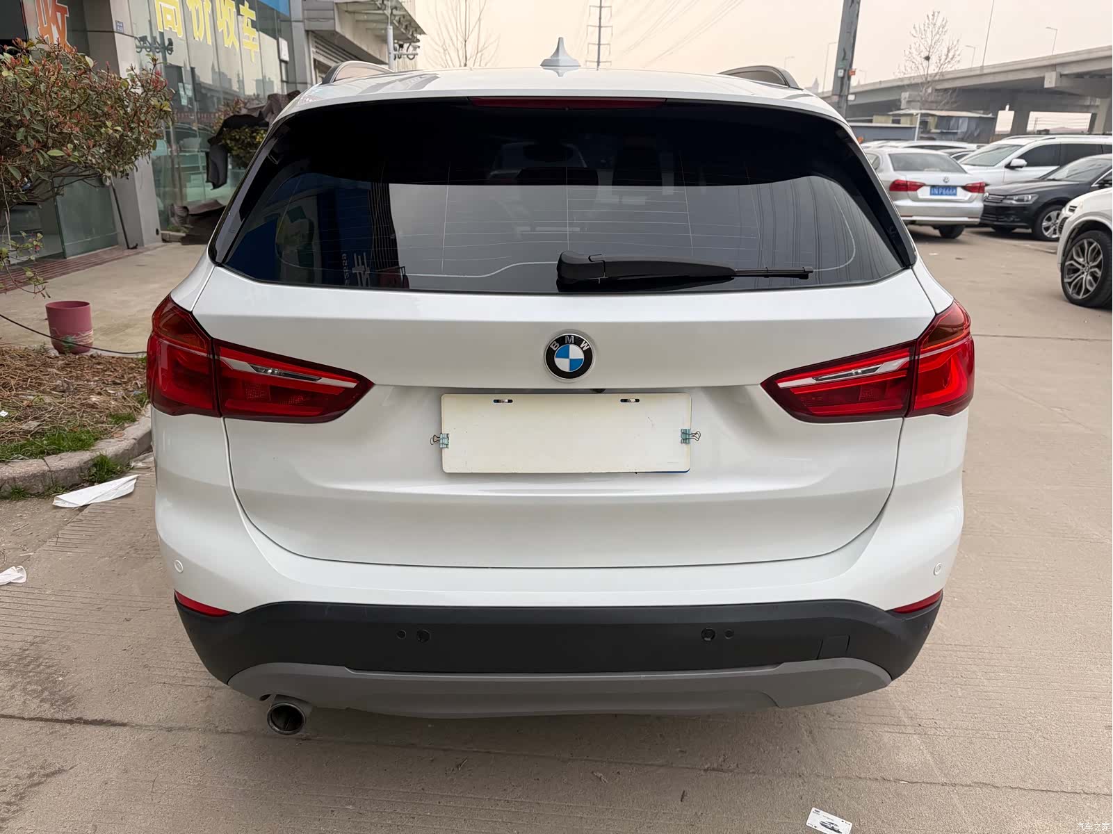 BMW X1, 2018 все фото