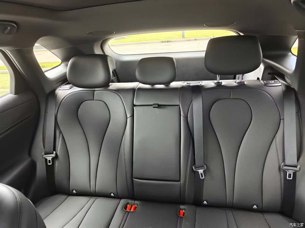 BYD HiAce, 2025 20
