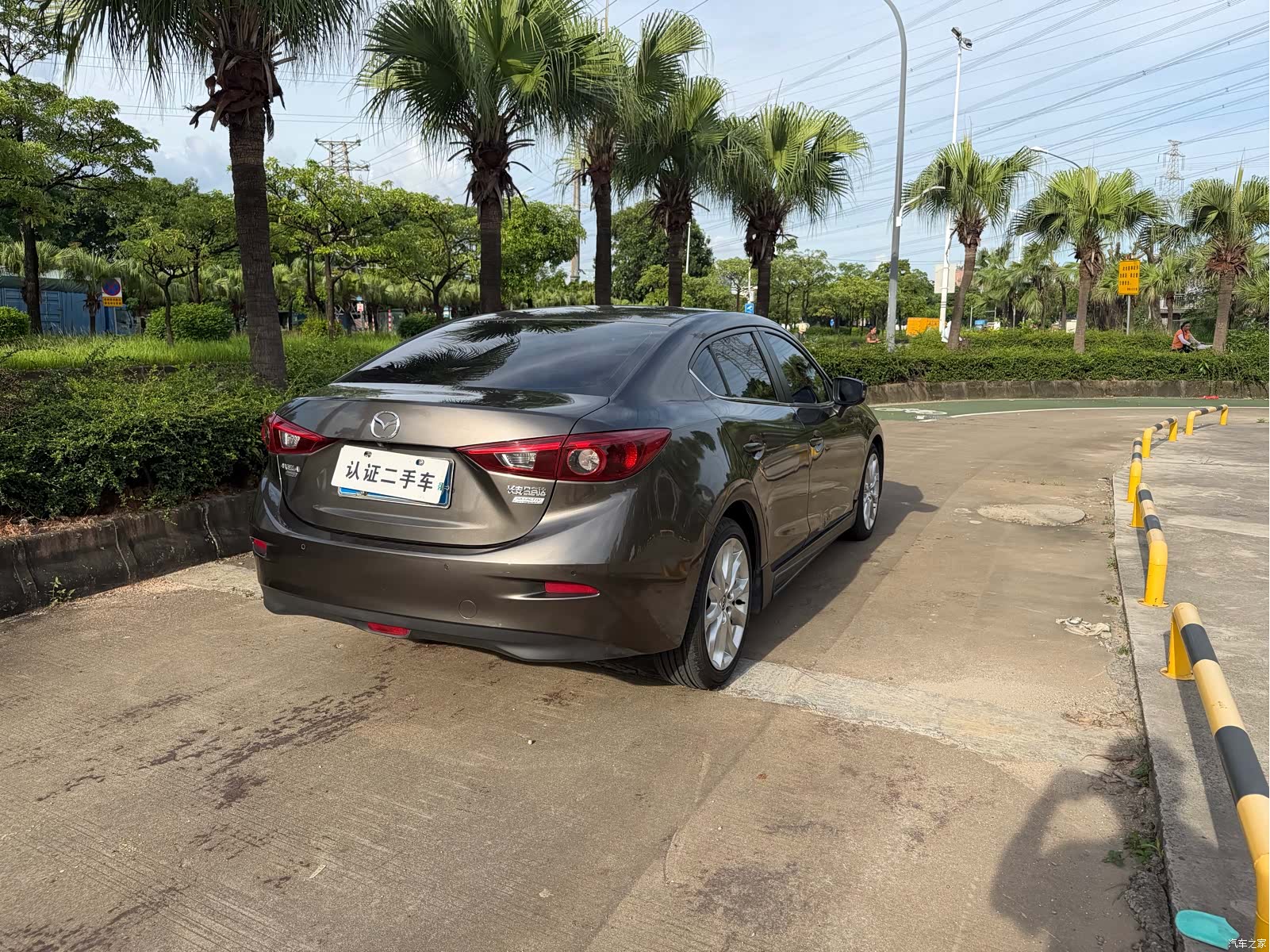 Mazda Mazda3, 2015 4